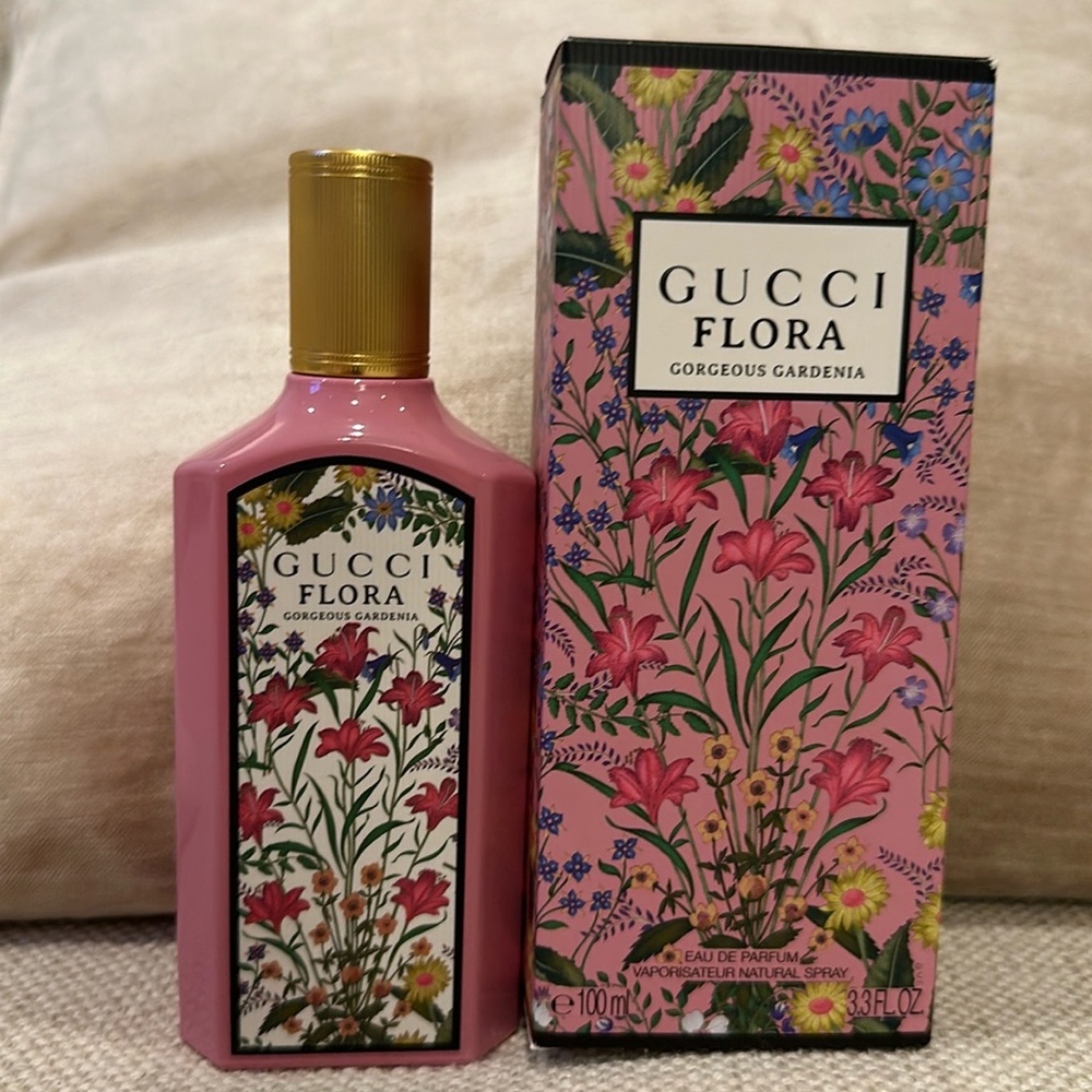GUCCI FLORA- Gorgeous Gardenia